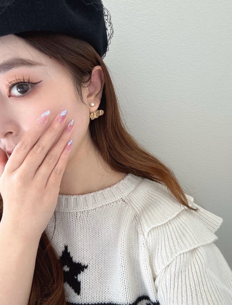 chr1st1an D10r necklaces